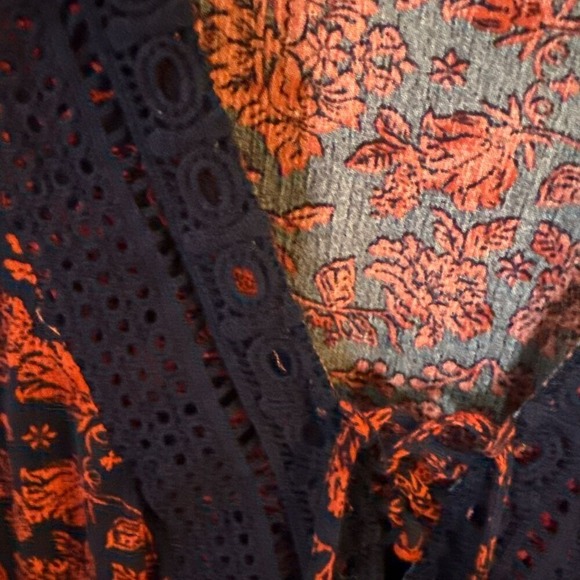 Torrid Women's Floral Print Lace Trim Tie Front Peasant Blouse Top - Picture 7 of 12